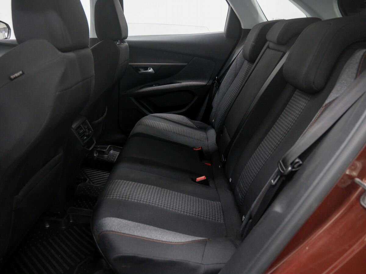 Купить Peugeot 3008, 2018, 55 000 км, фото №11