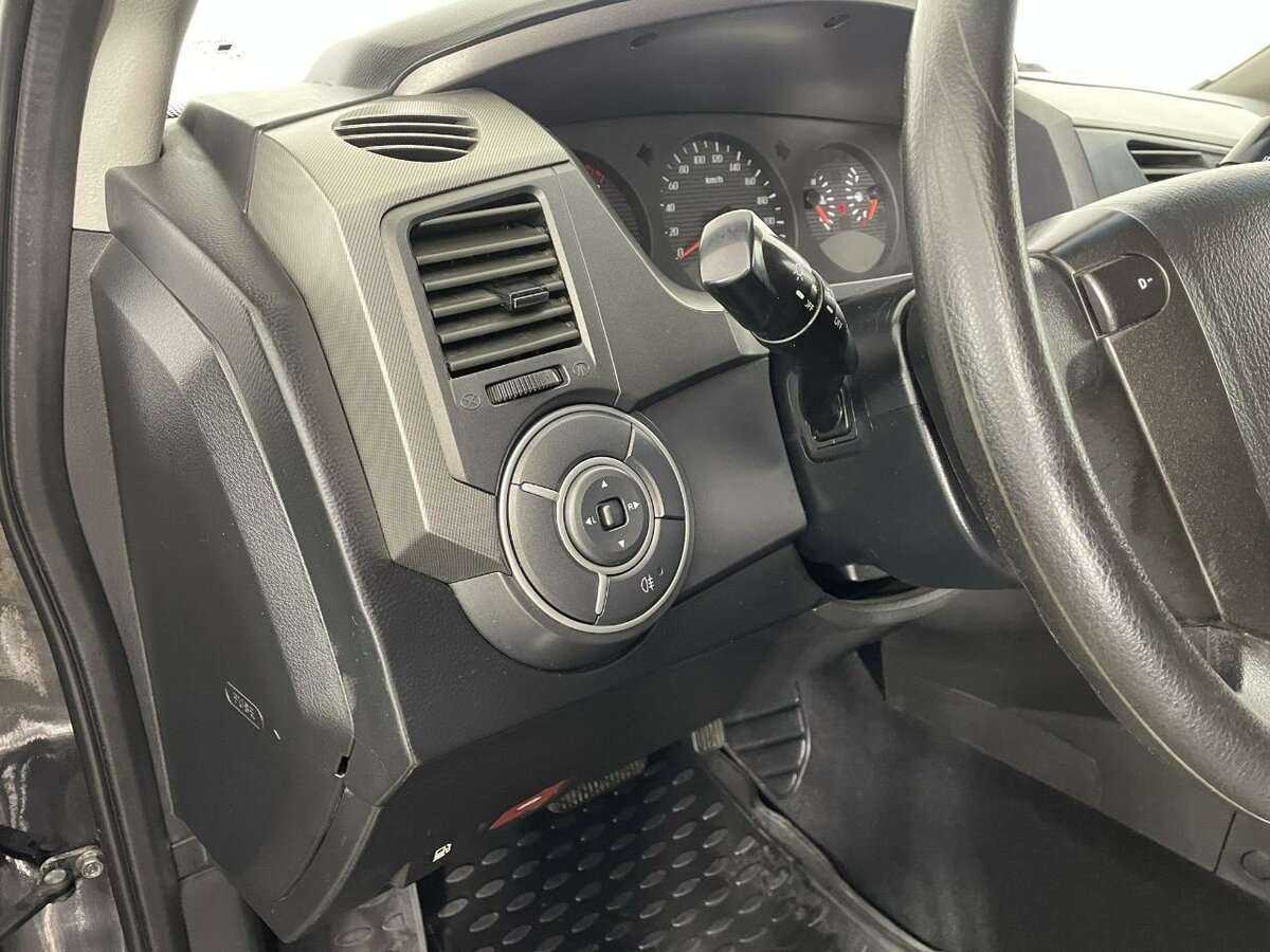 Купить SsangYong Kyron 6-speed, 2013, 141 371 км, фото №9