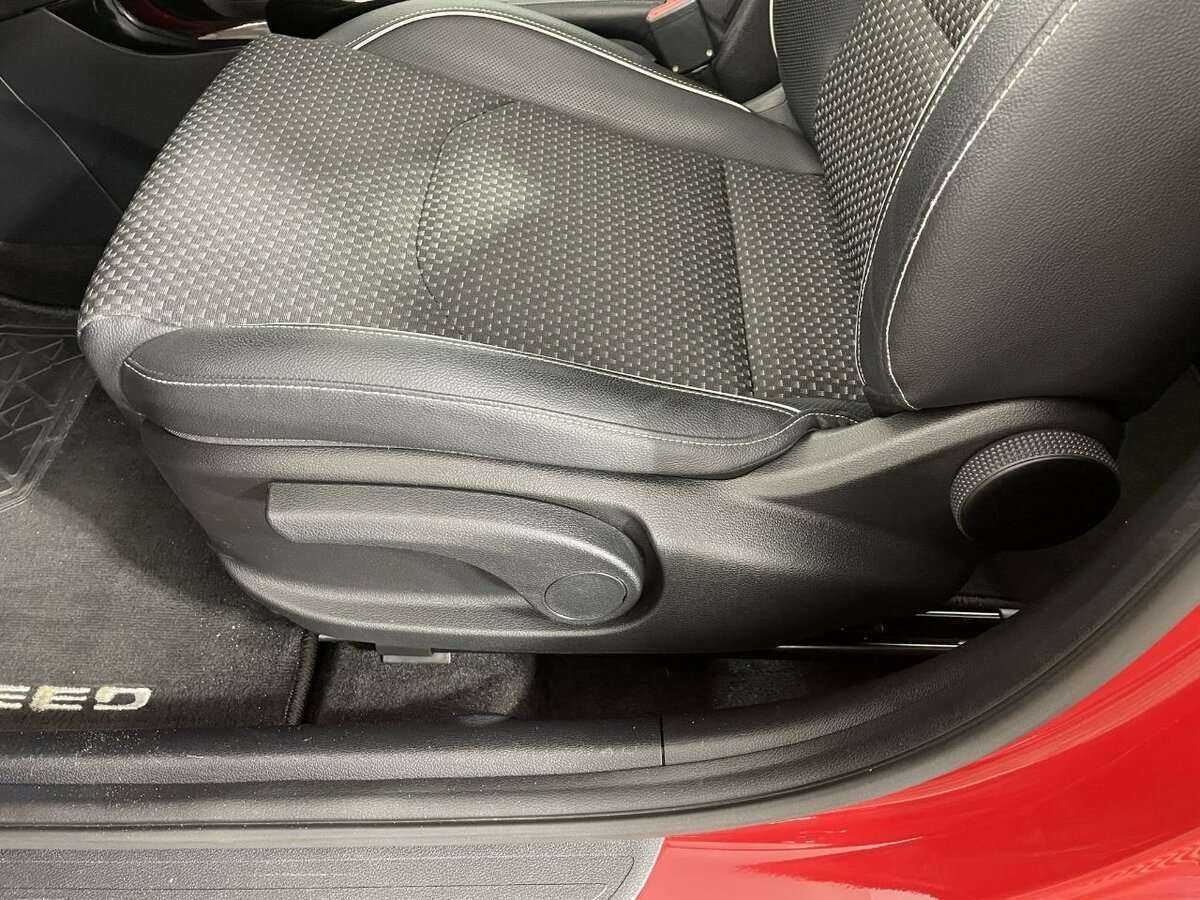 Купить Kia Ceed, 2020, 87 600 км, фото №10