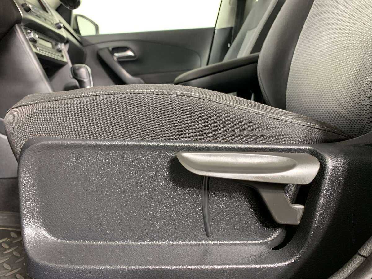 Купить Volkswagen Polo, 2015, 128 934 км, фото №14