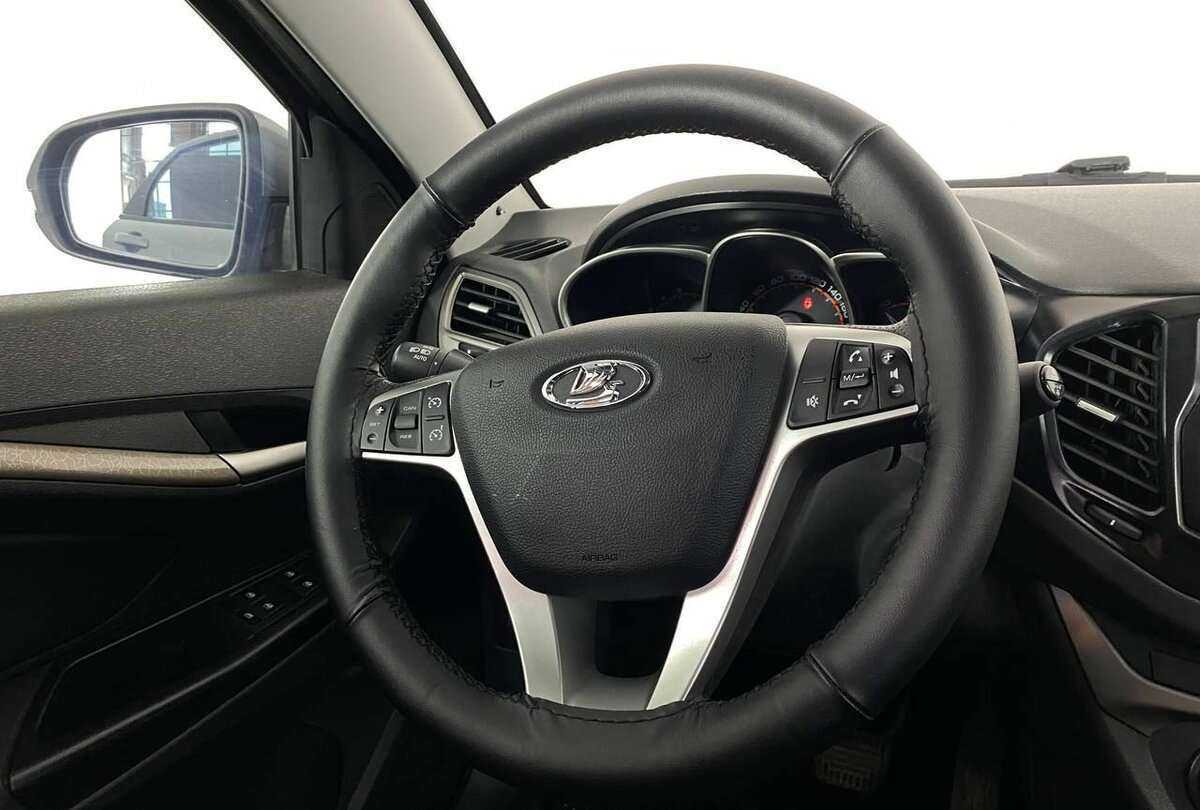 Купить Lada (ВАЗ) Vesta, 2020, 98 001 км, фото №9