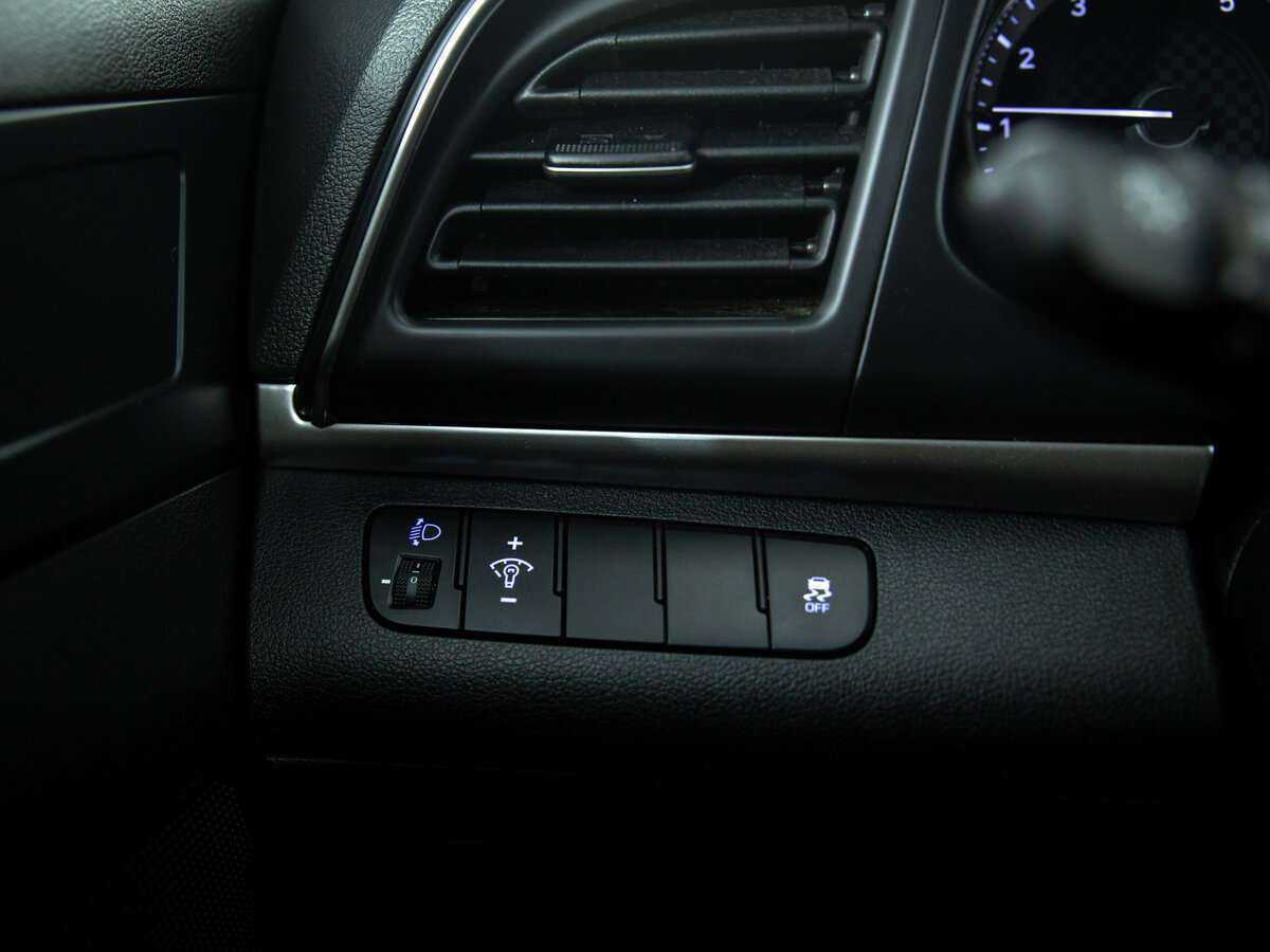 Купить Hyundai Elantra, 2020, 26 536 км, фото №17