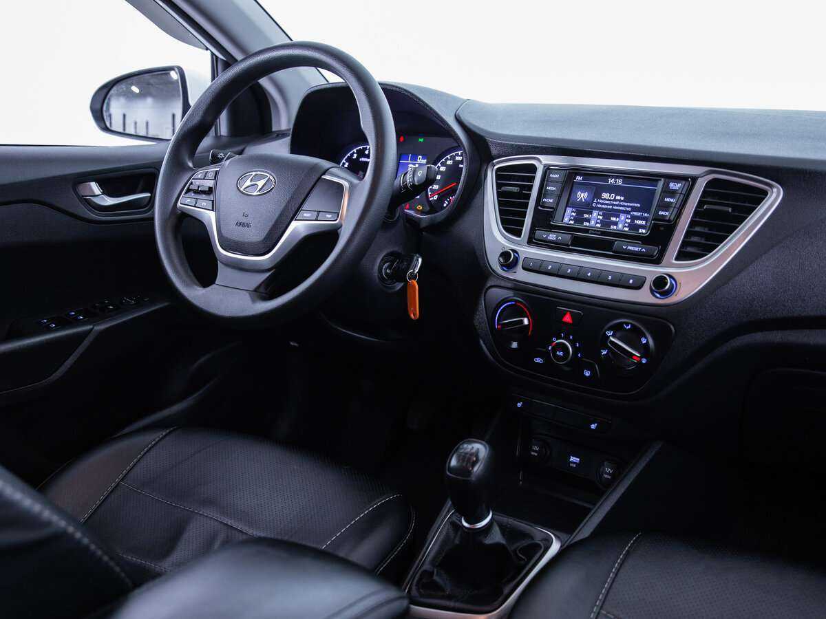 Купить Hyundai Solaris, 2021, 27 479 км, фото №11
