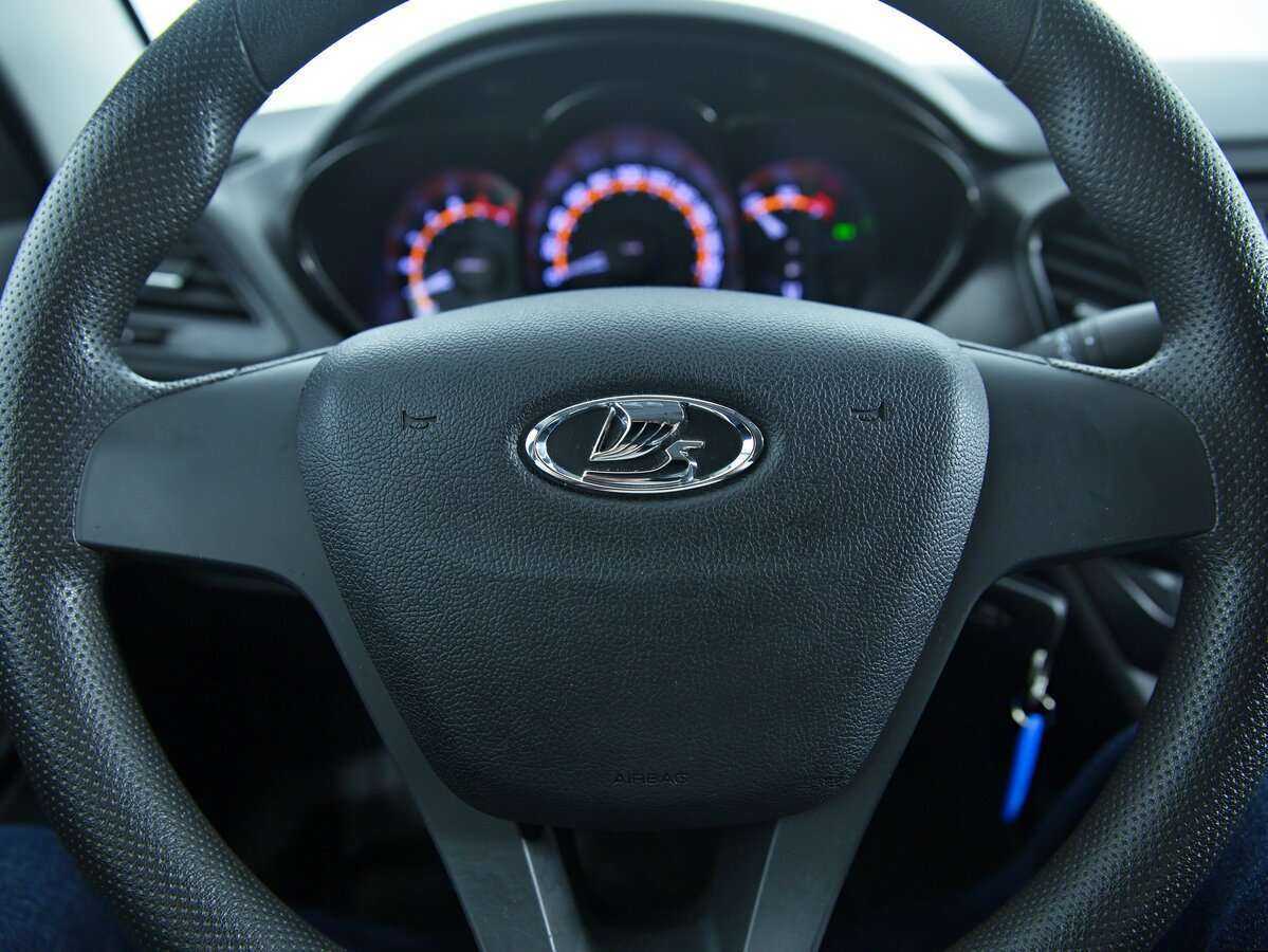 Купить Lada (ВАЗ) Vesta, 2019, 91 851 км, фото №10