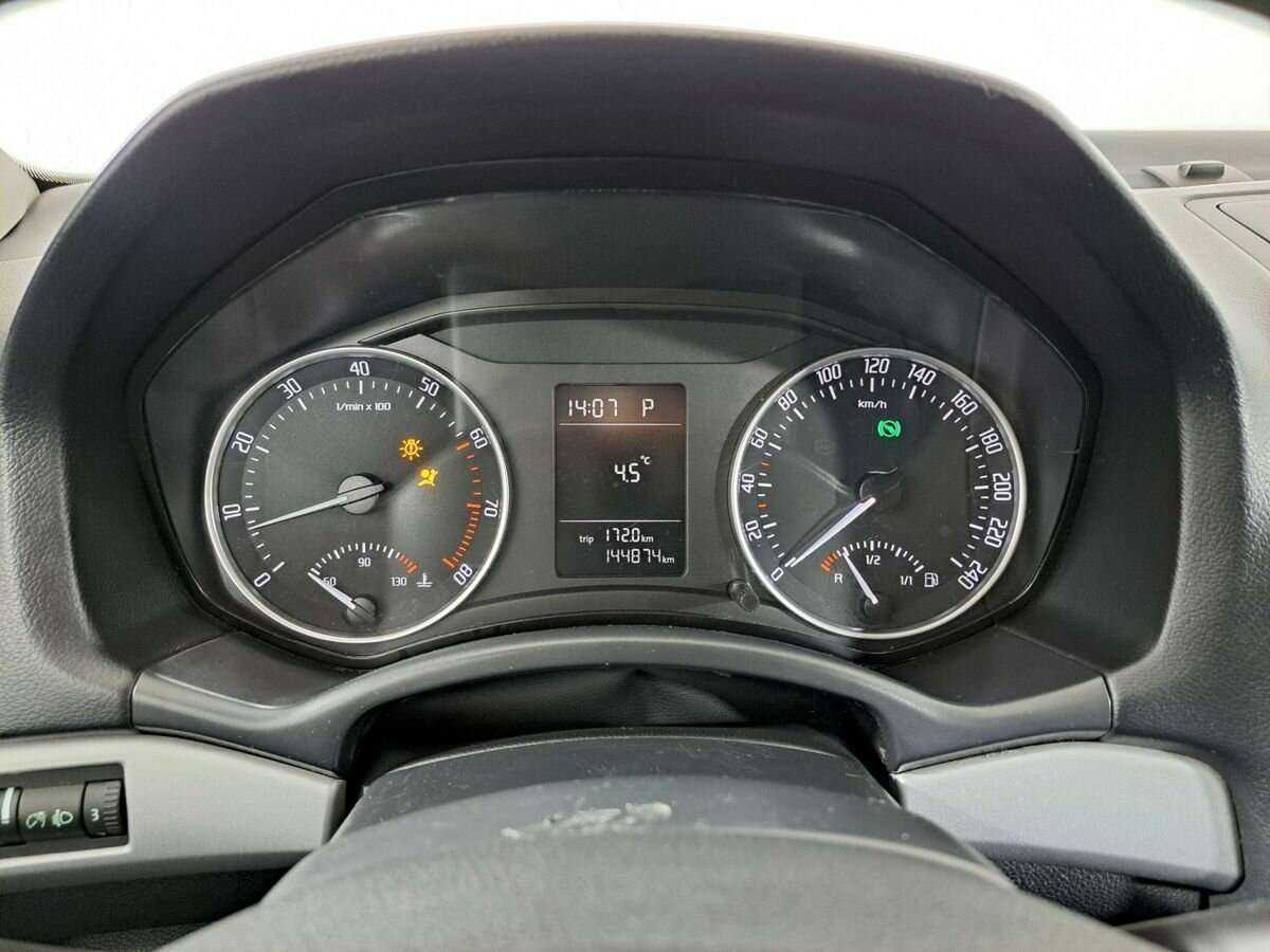 Купить Skoda Octavia, 2012, 144 873 км, фото №9