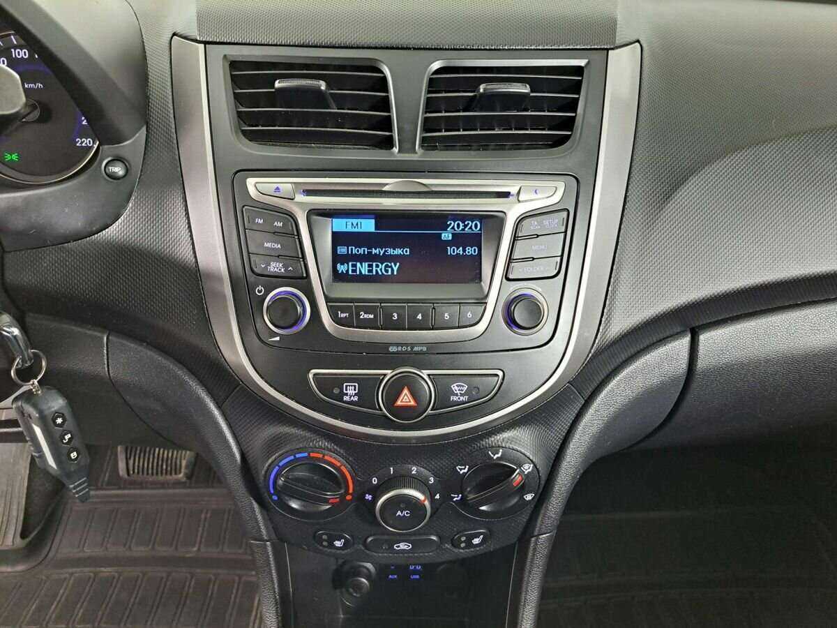 Купить Hyundai Solaris, 2014, 101 121 км, фото №13