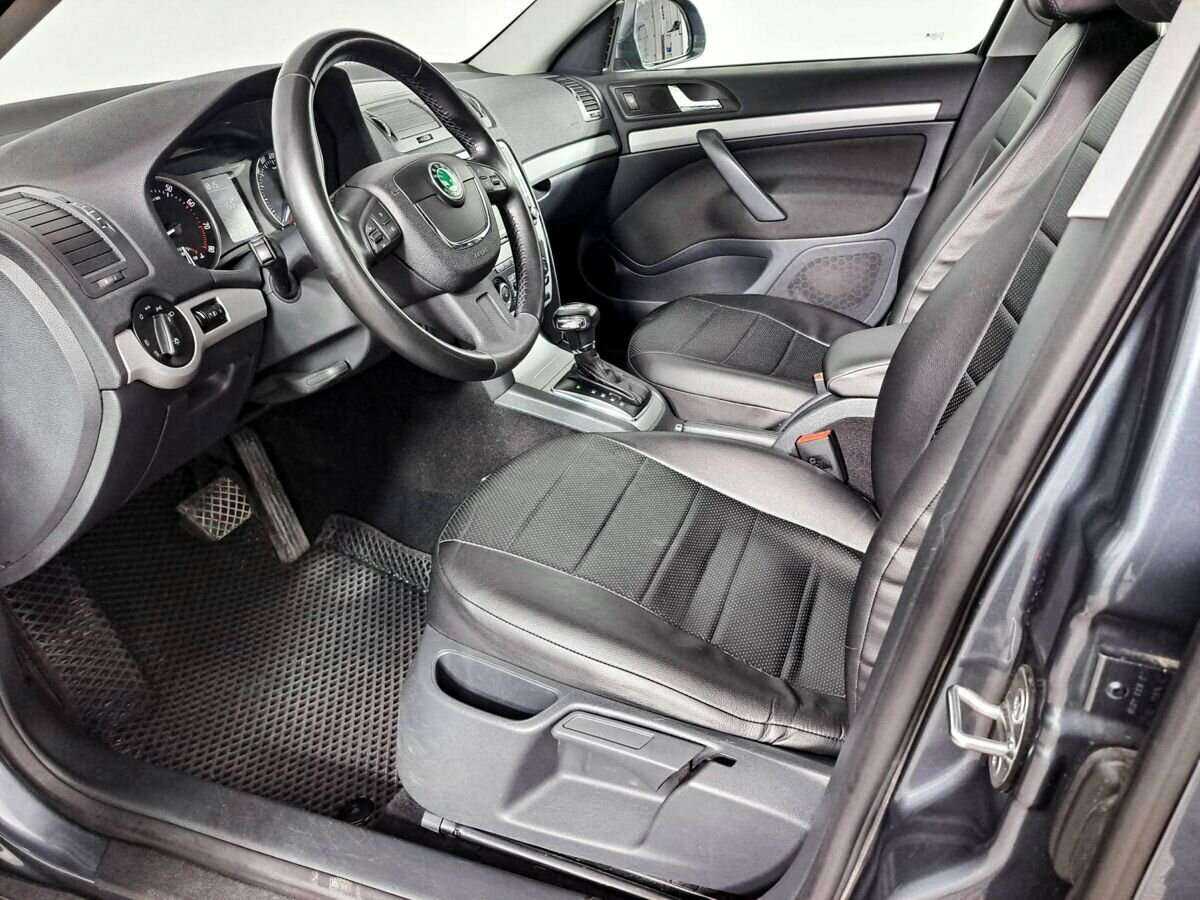 Купить Skoda Octavia, 2012, 181 399 км, фото №13