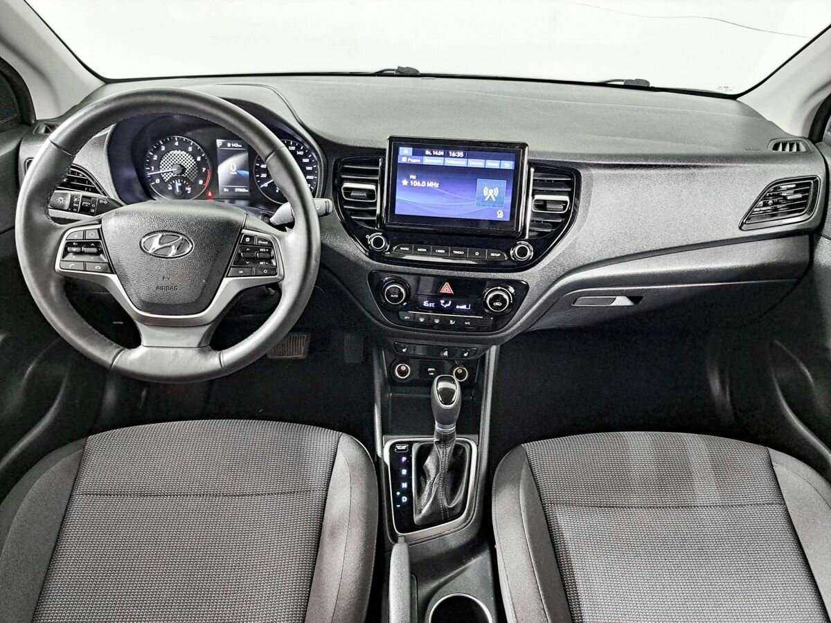 Купить Hyundai Solaris, 2022, 27 370 км, фото №12