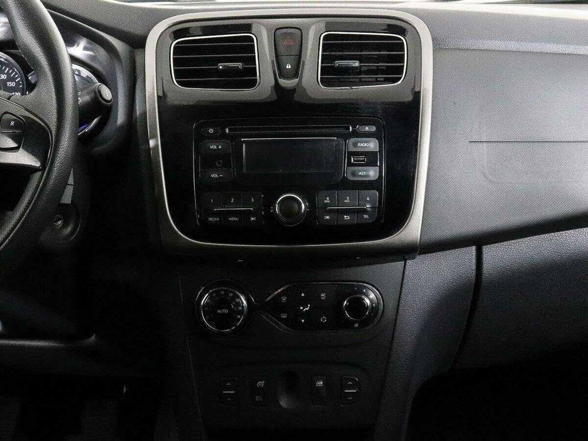 Купить Renault Sandero, 2015, 124 000 км, фото №11