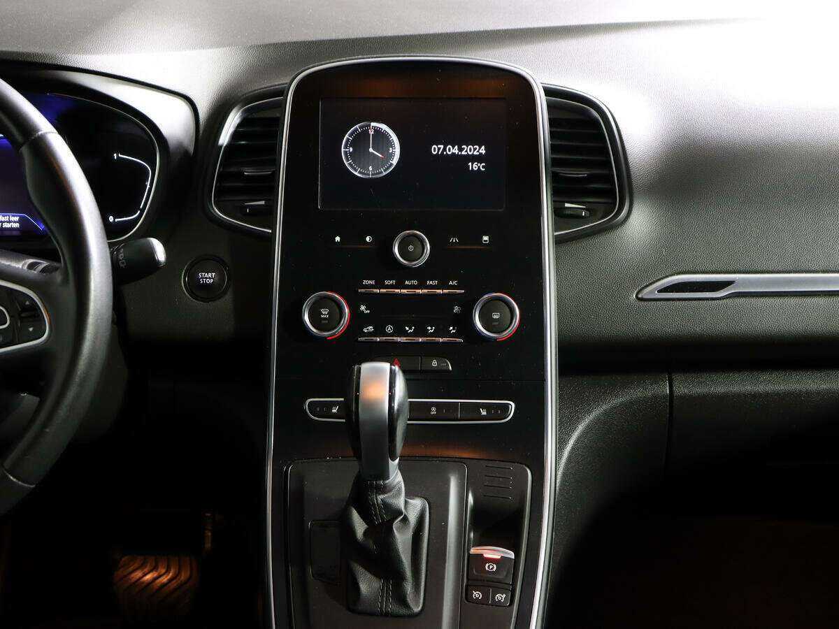 Купить Renault Scenic Grand, 2019, 147 858 км, фото №11