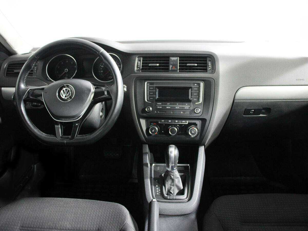 Купить Volkswagen Jetta, 2016, 101 196 км, фото №12