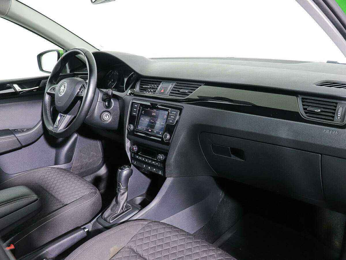 Купить Skoda Rapid, 2017, 47 000 км, фото №8