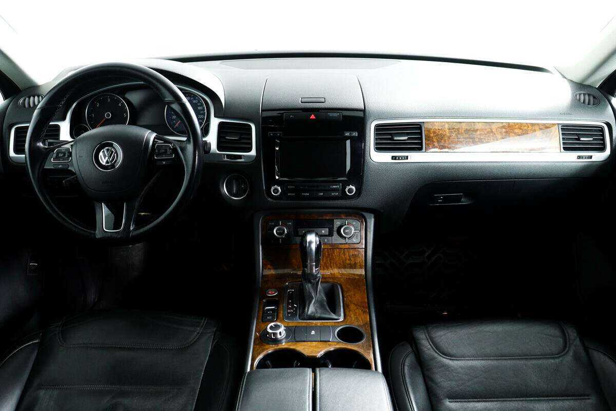 Купить Volkswagen Touareg, 2012, 214 450 км, фото №10