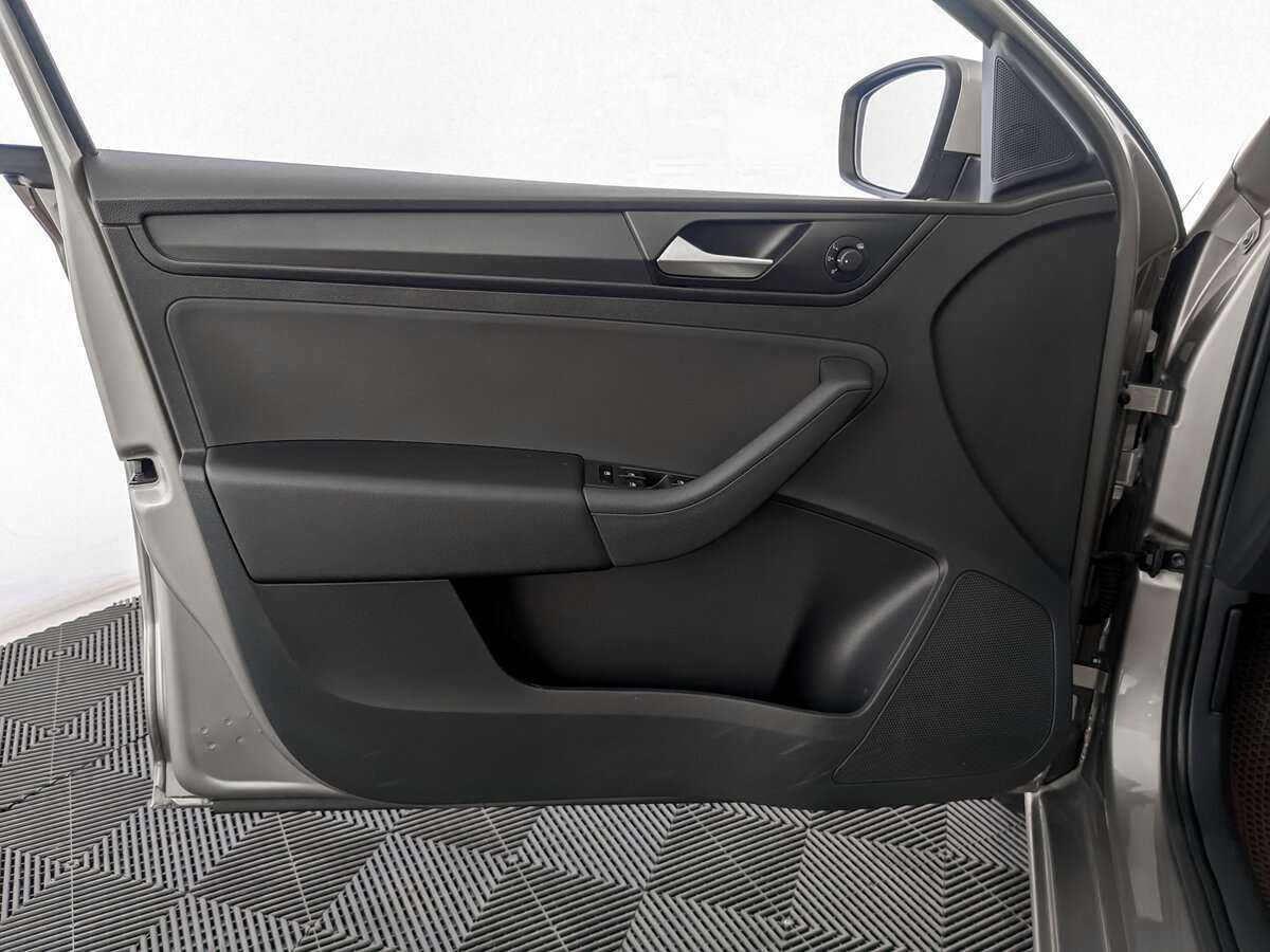 Купить Volkswagen Polo, 2020, 63 912 км, фото №18