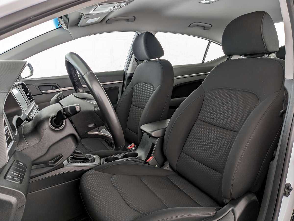 Купить Hyundai Elantra, 2020, 71 482 км, фото №16