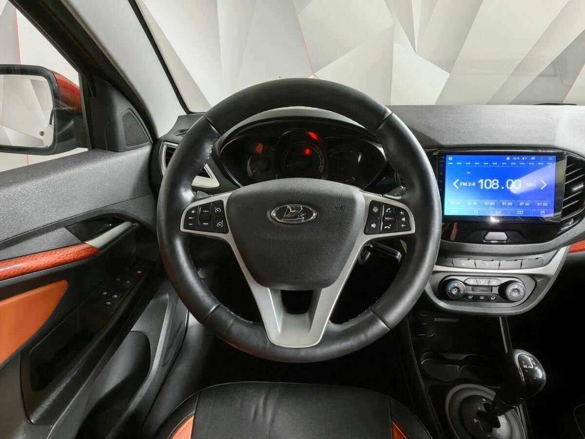 Купить Lada (ВАЗ) Vesta SW Cross, 2019, 72 275 км, фото №15