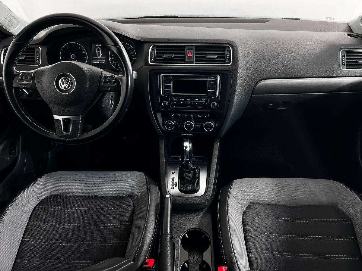 Купить Volkswagen Jetta, 2013, 160 821 км, фото №12