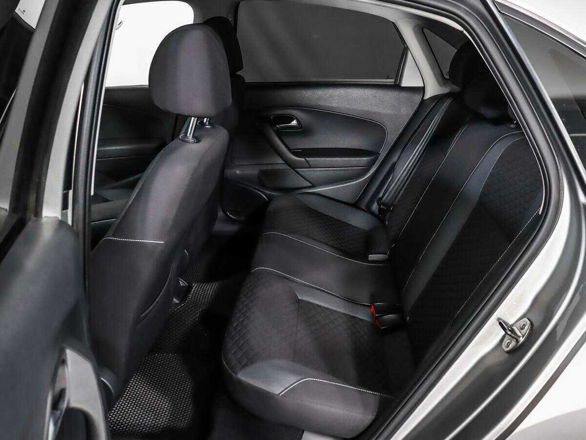 Купить Volkswagen Polo, 2018, 131 298 км, фото №10