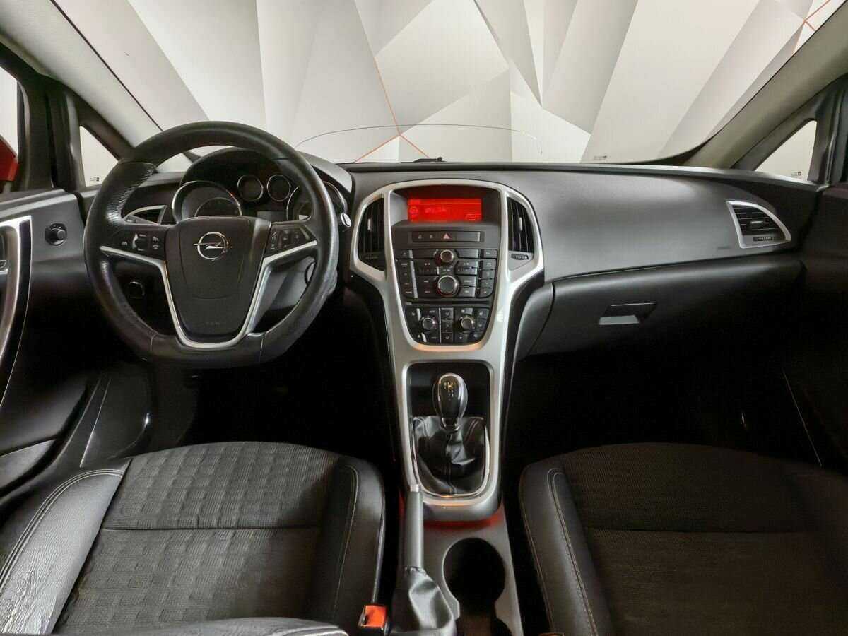 Купить Opel Astra GTC, 2012, 85 000 км, фото №10