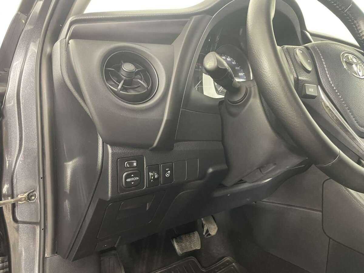 Купить Toyota Corolla, 2017, 168 150 км, фото №9