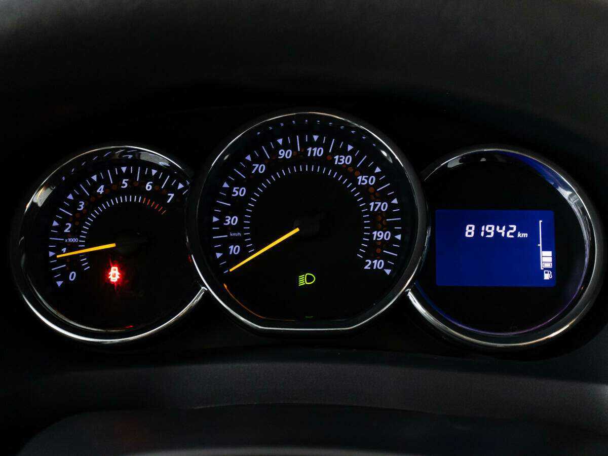 Купить Renault Sandero Stepway, 2015, 81 937 км, фото №12