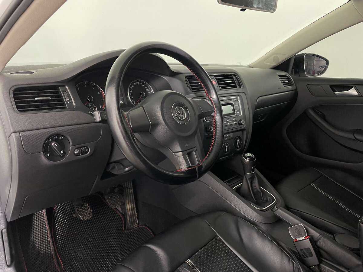 Купить Volkswagen Jetta, 2014, 175 810 км, фото №7