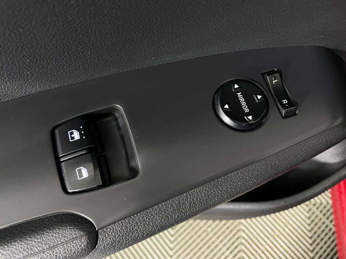 Купить Hyundai Solaris, 2017, 65 000 км, фото №19