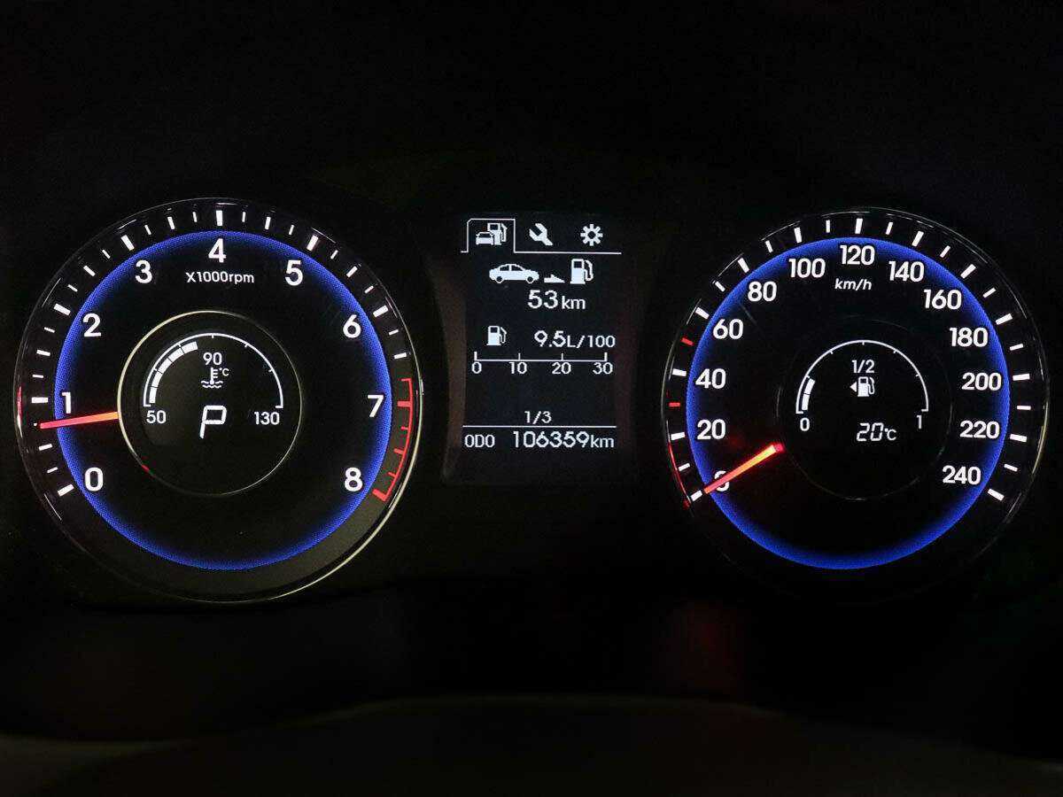 Купить Hyundai i40, 2015, 106 300 км, фото №12