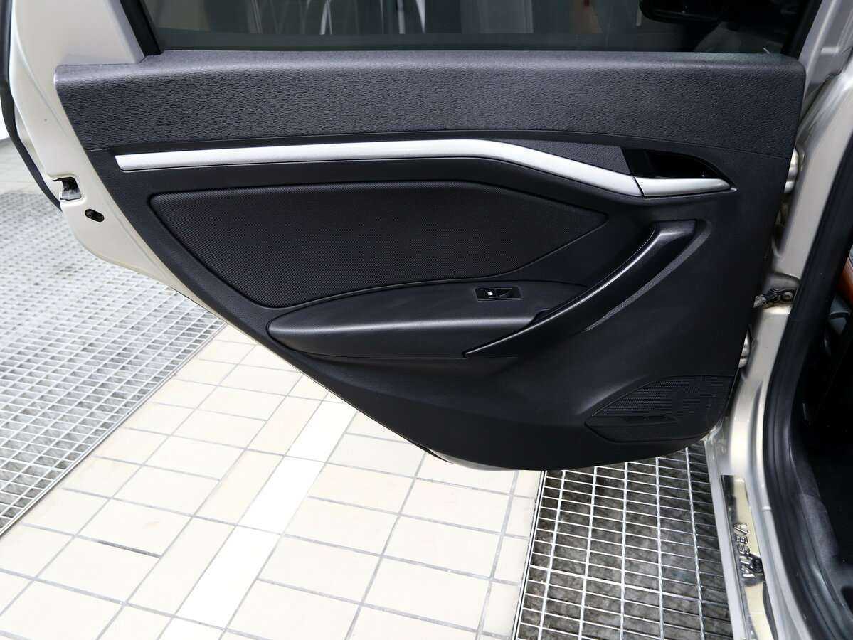 Купить Lada (ВАЗ) Vesta SW, 2020, 101 000 км, фото №15