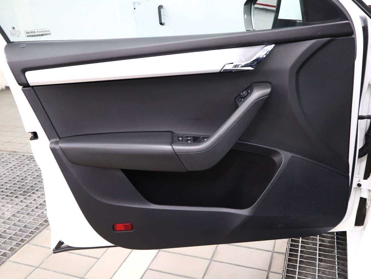 Купить Skoda Octavia, 2018, 130 000 км, фото №6