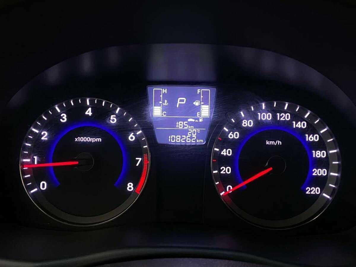 Купить Hyundai Solaris, 2015, 108 260 км, фото №13