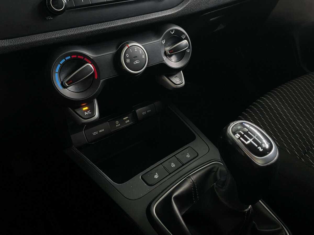 Купить Kia Rio X-Line, 2018, 85 416 км, фото №14