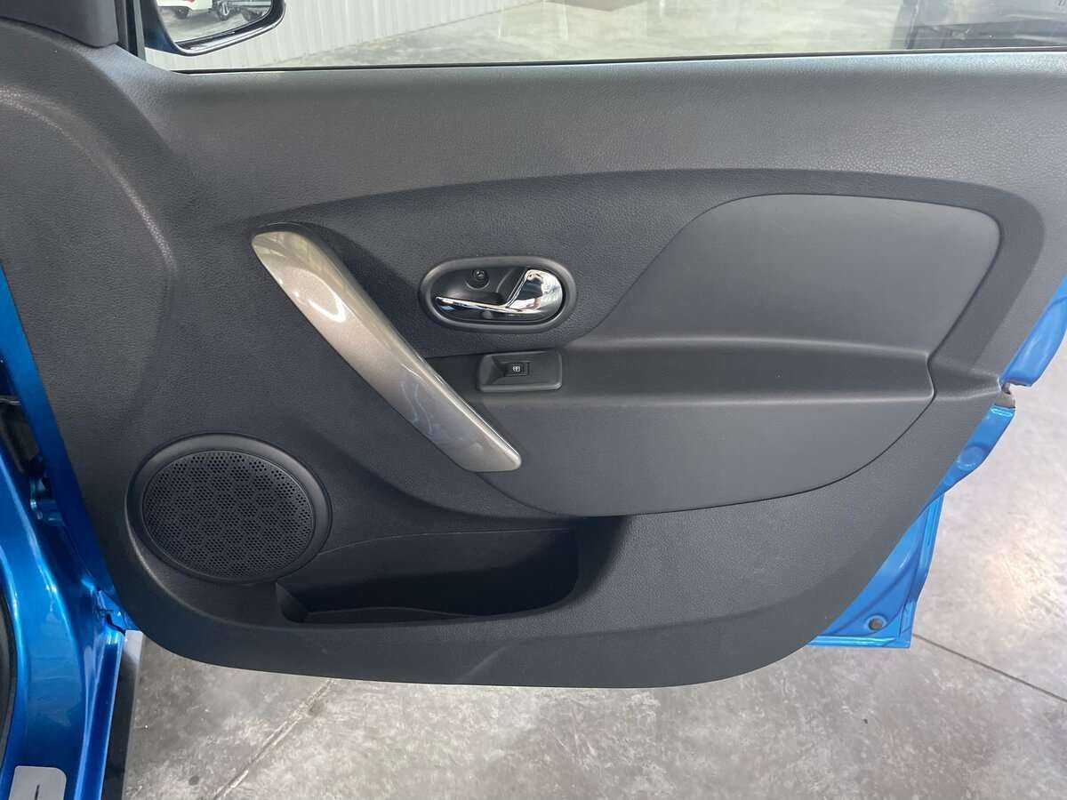 Купить Renault Sandero Stepway, 2018, 55 565 км, фото №17