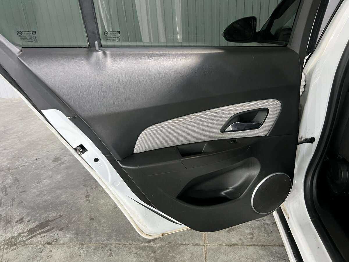 Купить Chevrolet Cruze, 2013, 158 504 км, фото №16