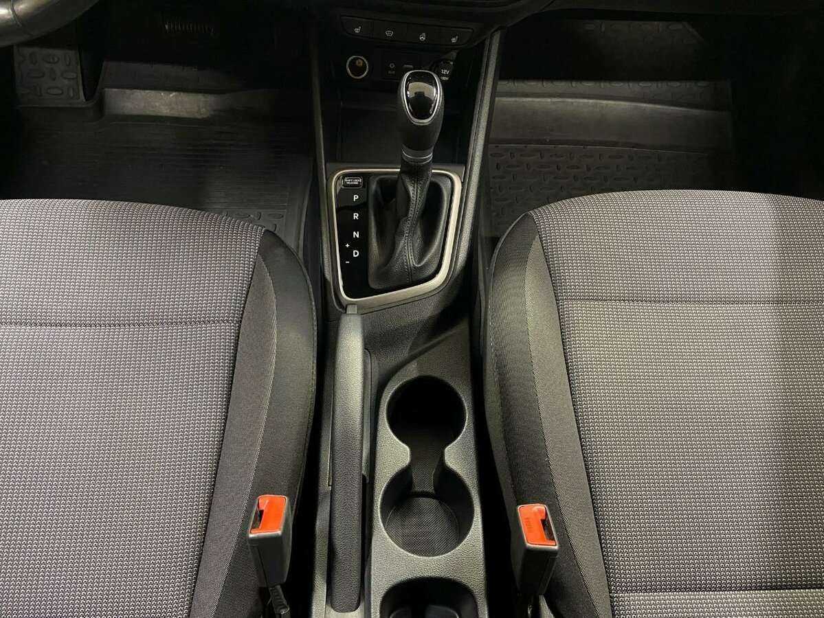 Купить Hyundai Solaris, 2018, 77 668 км, фото №13