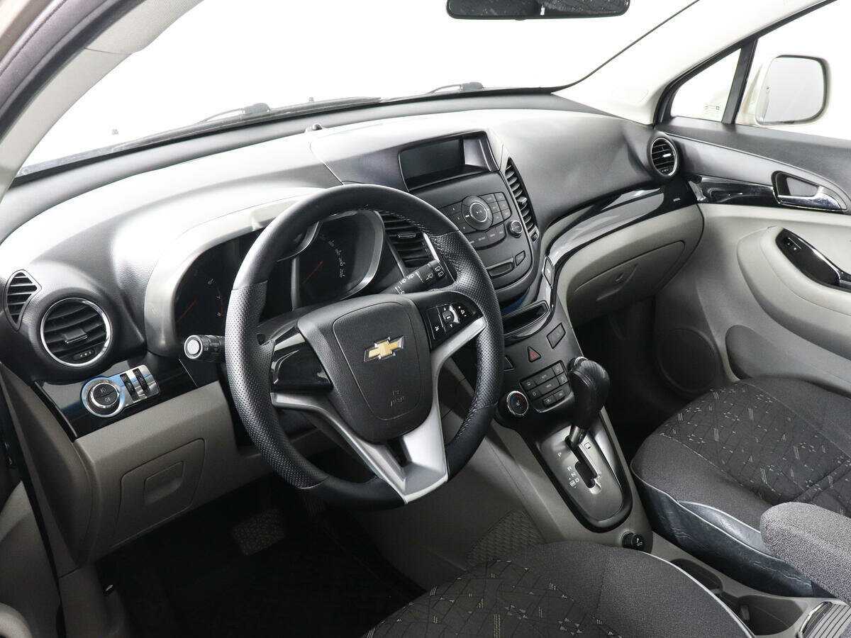 Купить Chevrolet Orlando, 2012, 239 199 км, фото №9