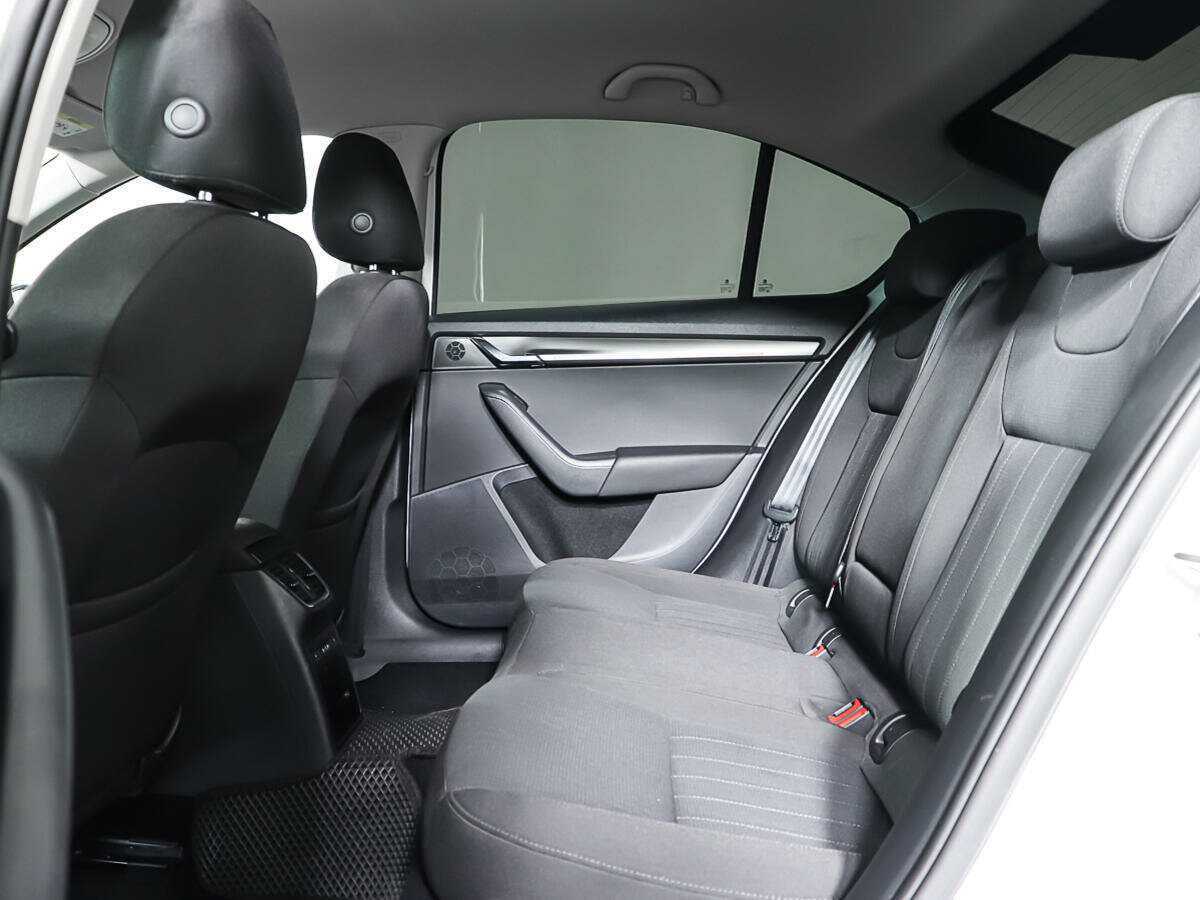 Купить Skoda Octavia, 2018, 99 946 км, фото №12