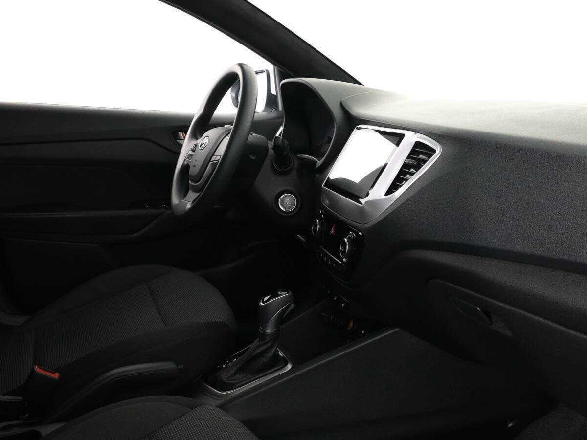 Купить Hyundai Solaris, 2018, 103 500 км, фото №6