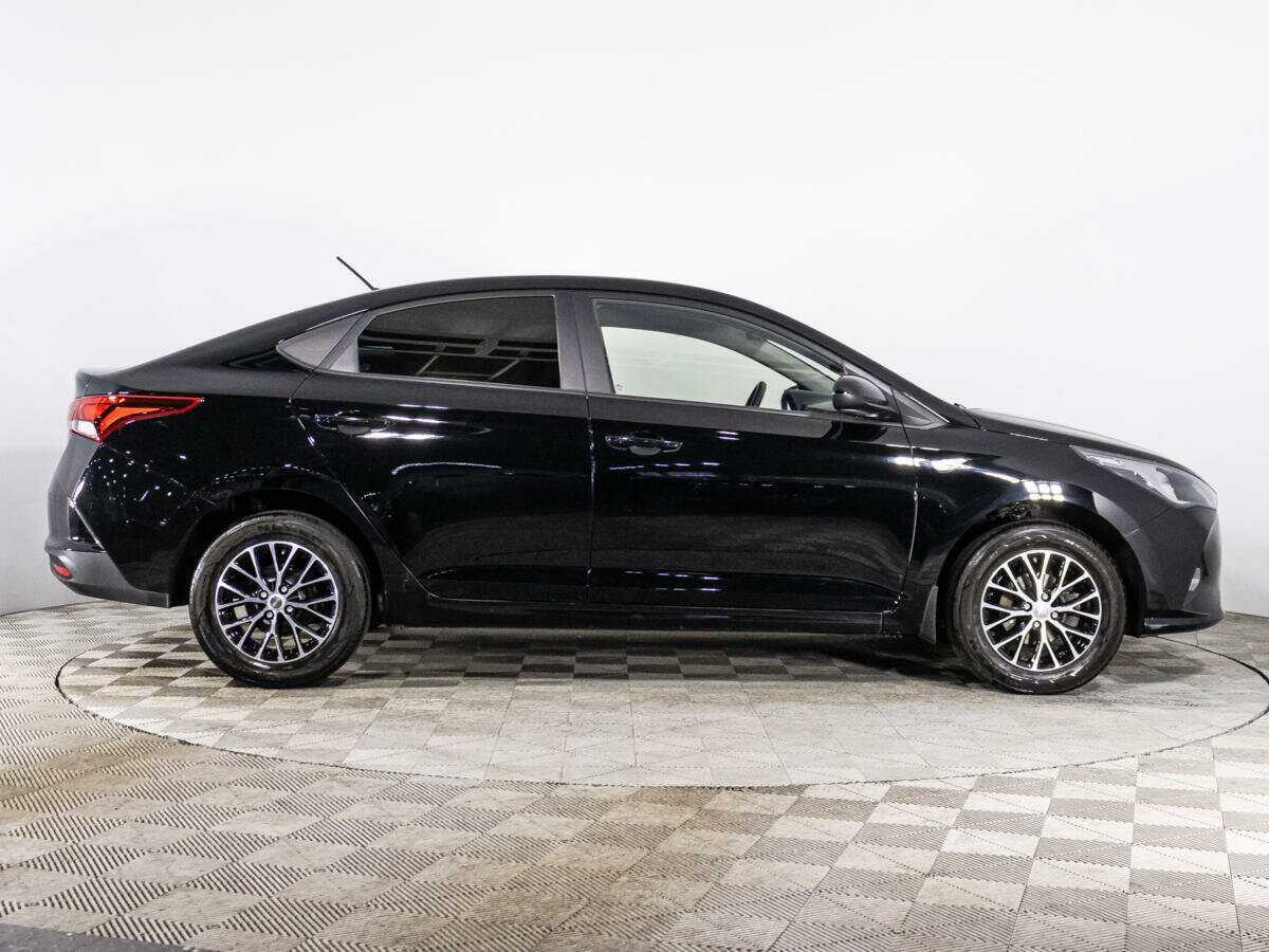 Купить Hyundai Solaris, 2021, 36 098 км, фото №4