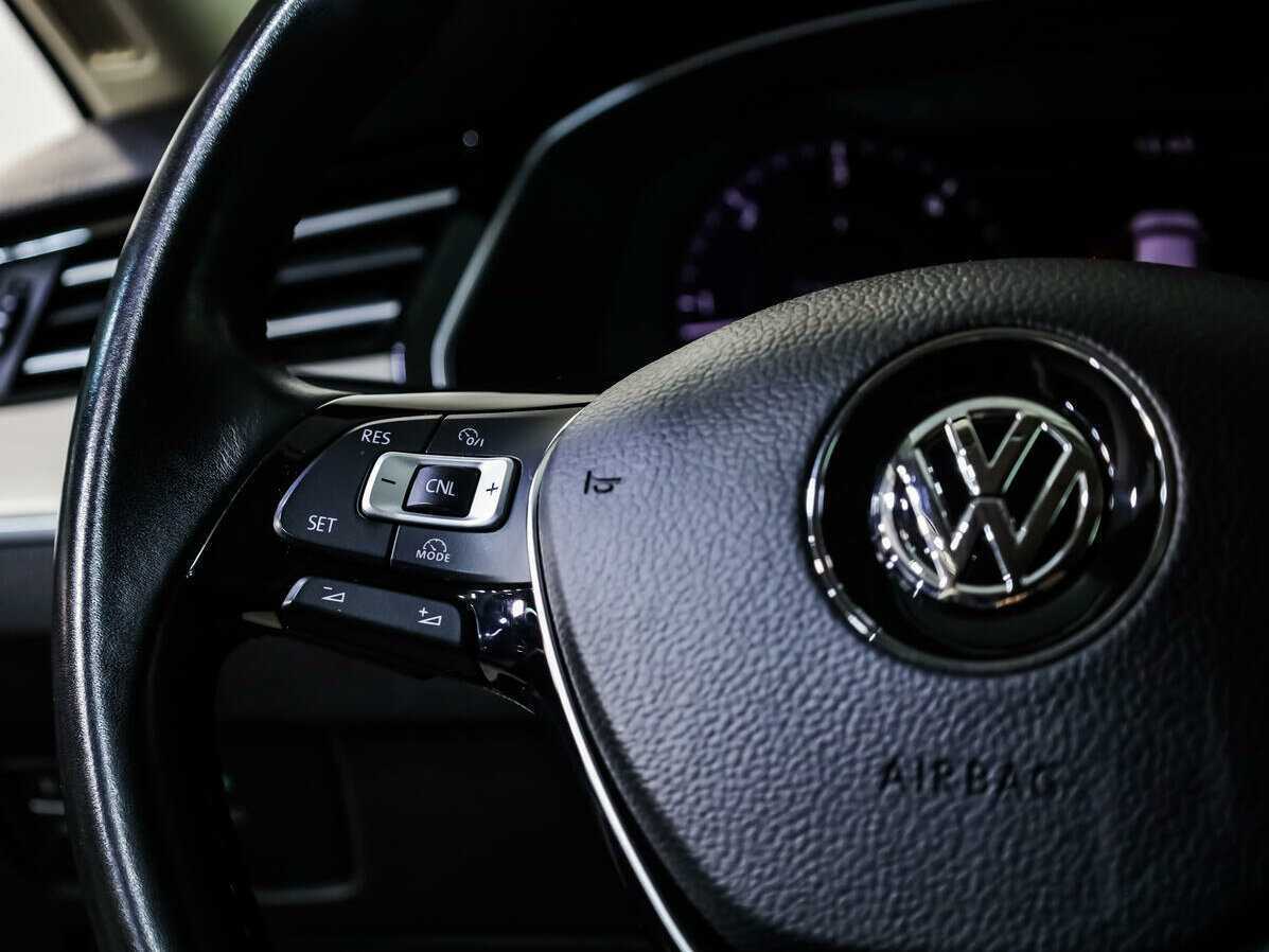 Купить Volkswagen Passat DSG7, 2017, 114 888 км, фото №16