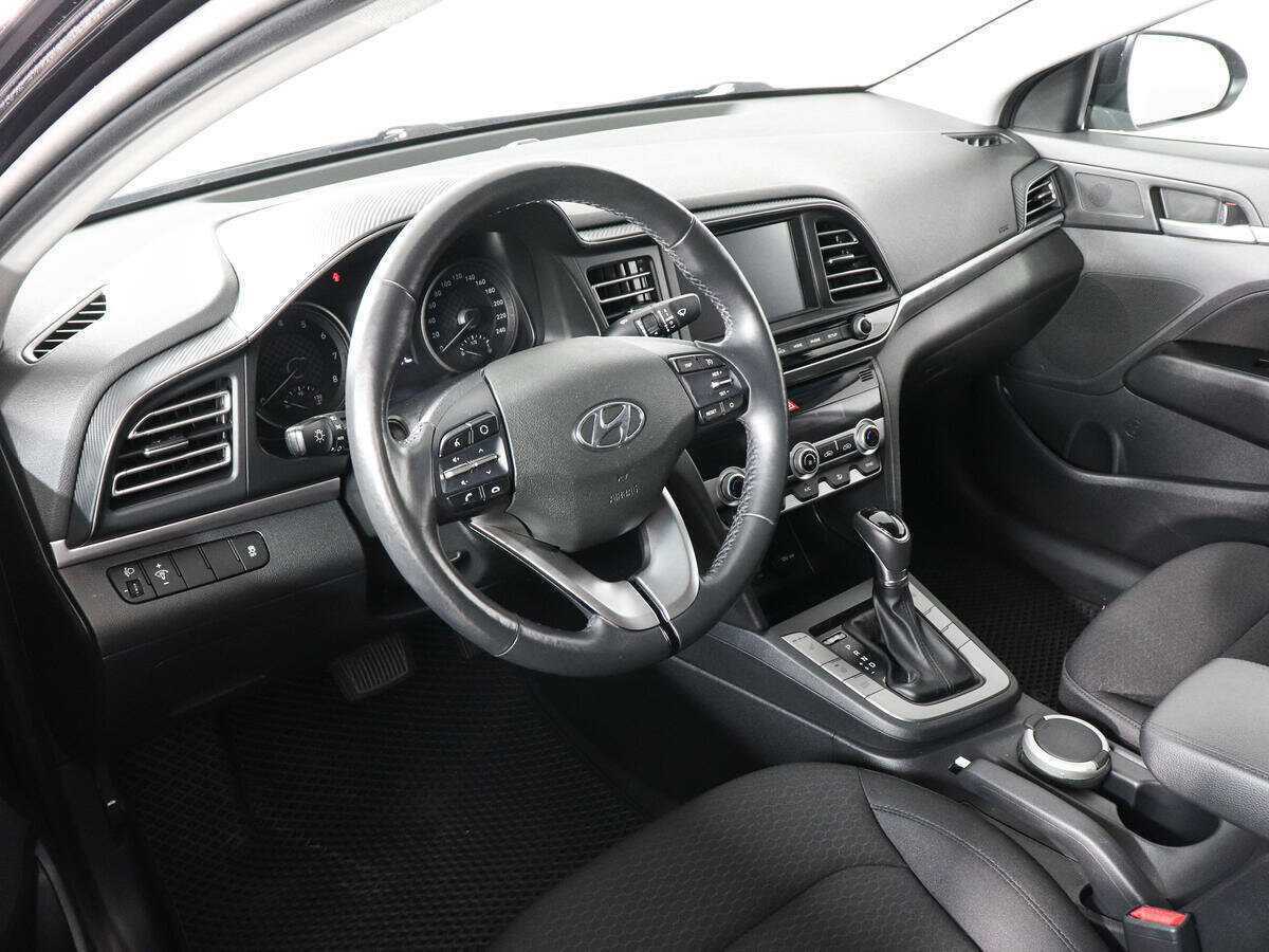 Купить Hyundai Elantra, 2019, 64 555 км, фото №9