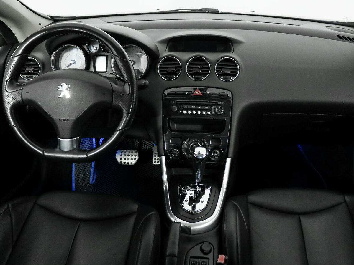 Купить Peugeot 308, 2012, 100 300 км, фото №15