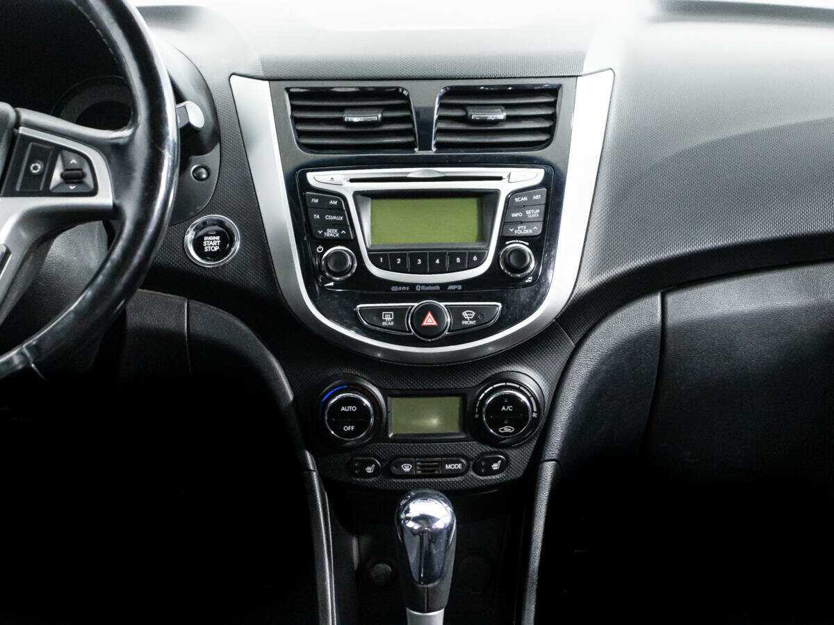 Купить Hyundai Solaris, 2013, 182 284 км, фото №14