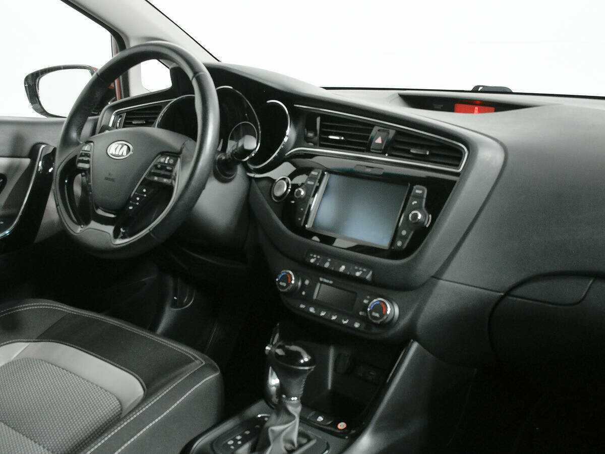 Купить Kia Ceed, 2017, 92 436 км, фото №9
