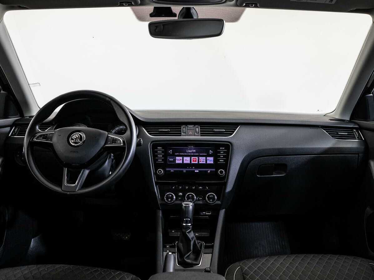 Купить Skoda Octavia, 2018, 76 437 км, фото №10