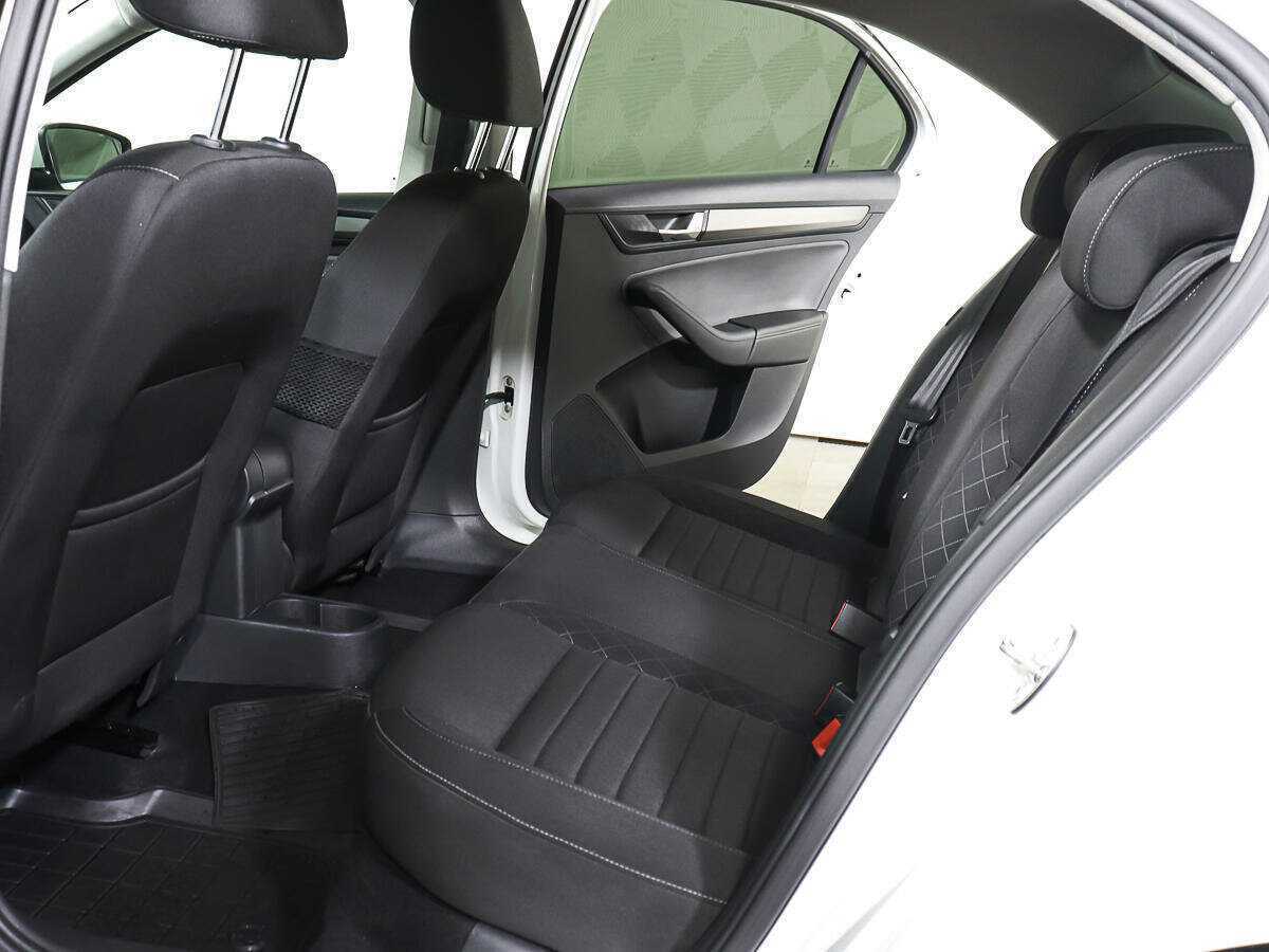Купить Skoda Rapid, 2018, 120 045 км, фото №9