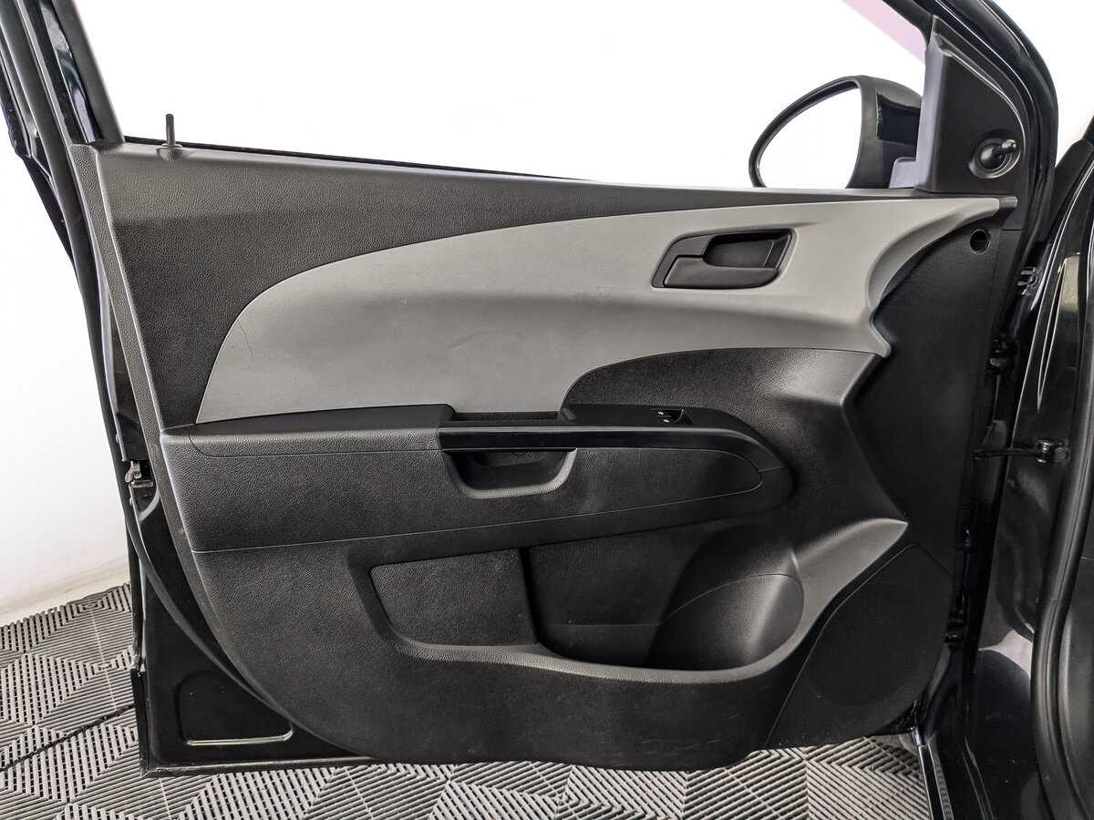 Купить Chevrolet Aveo, 2014, 83 759 км, фото №15