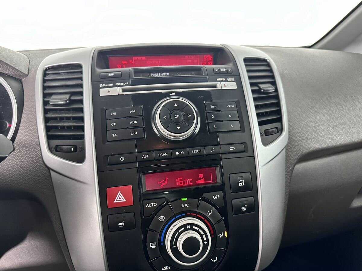 Купить Kia Venga, 2013, 214 158 км, фото №12