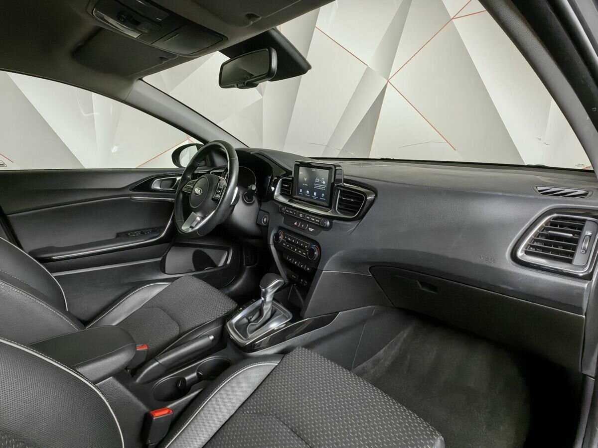 Купить Kia Ceed, 2019, 46 043 км, фото №9