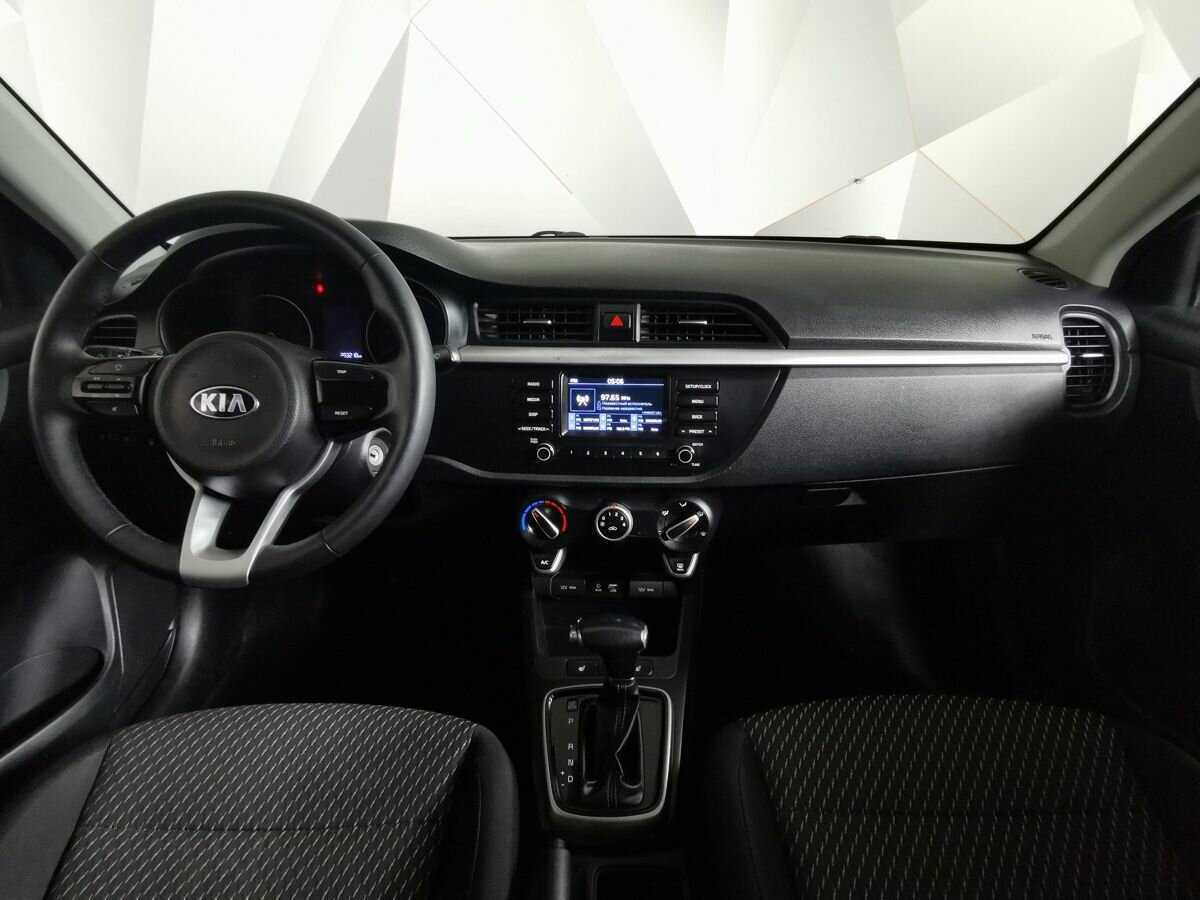 Купить Kia Rio, 2018, 293 216 км, фото №10